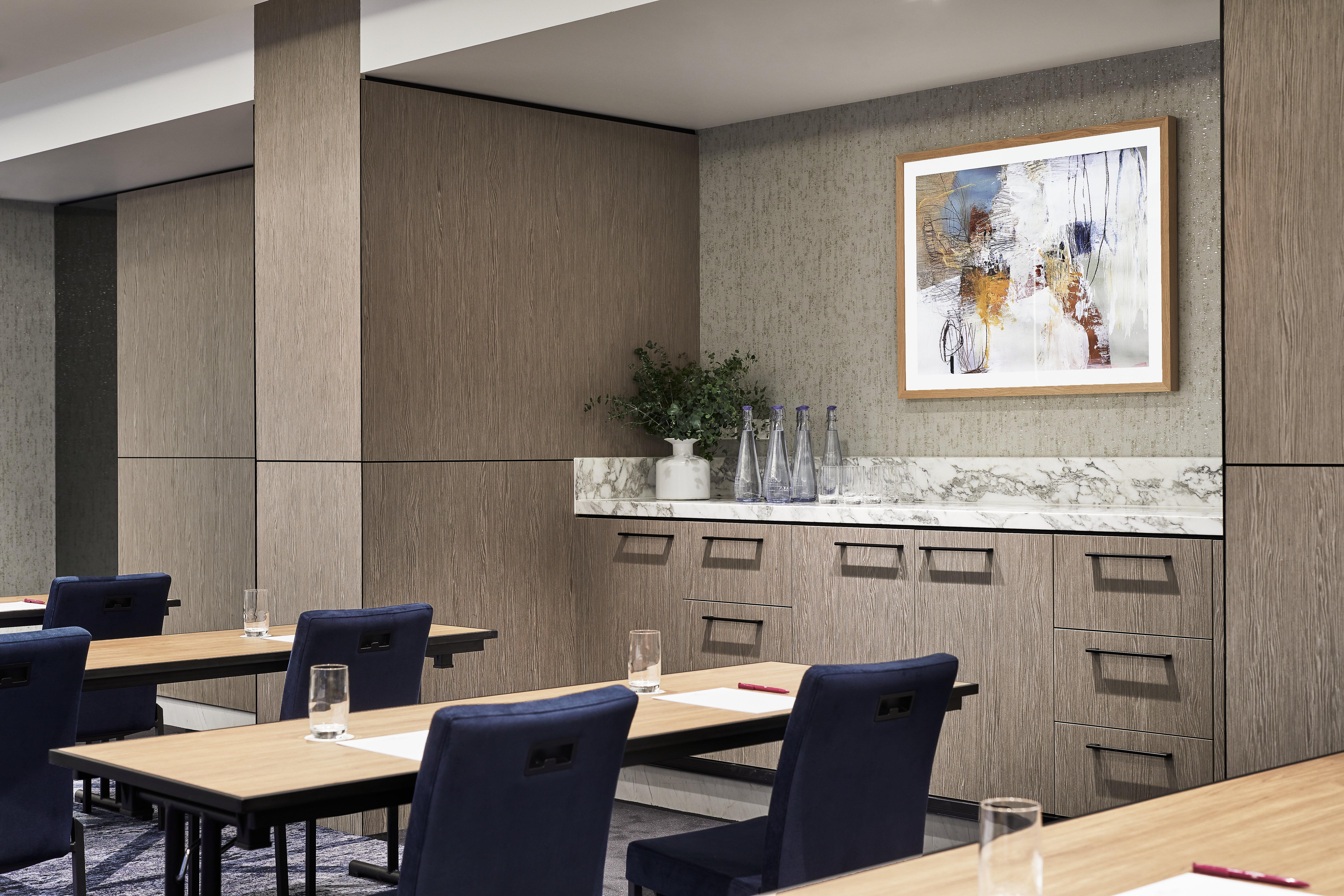 Hotel Crowne Plaza Darling Harbour By Ihg 4*