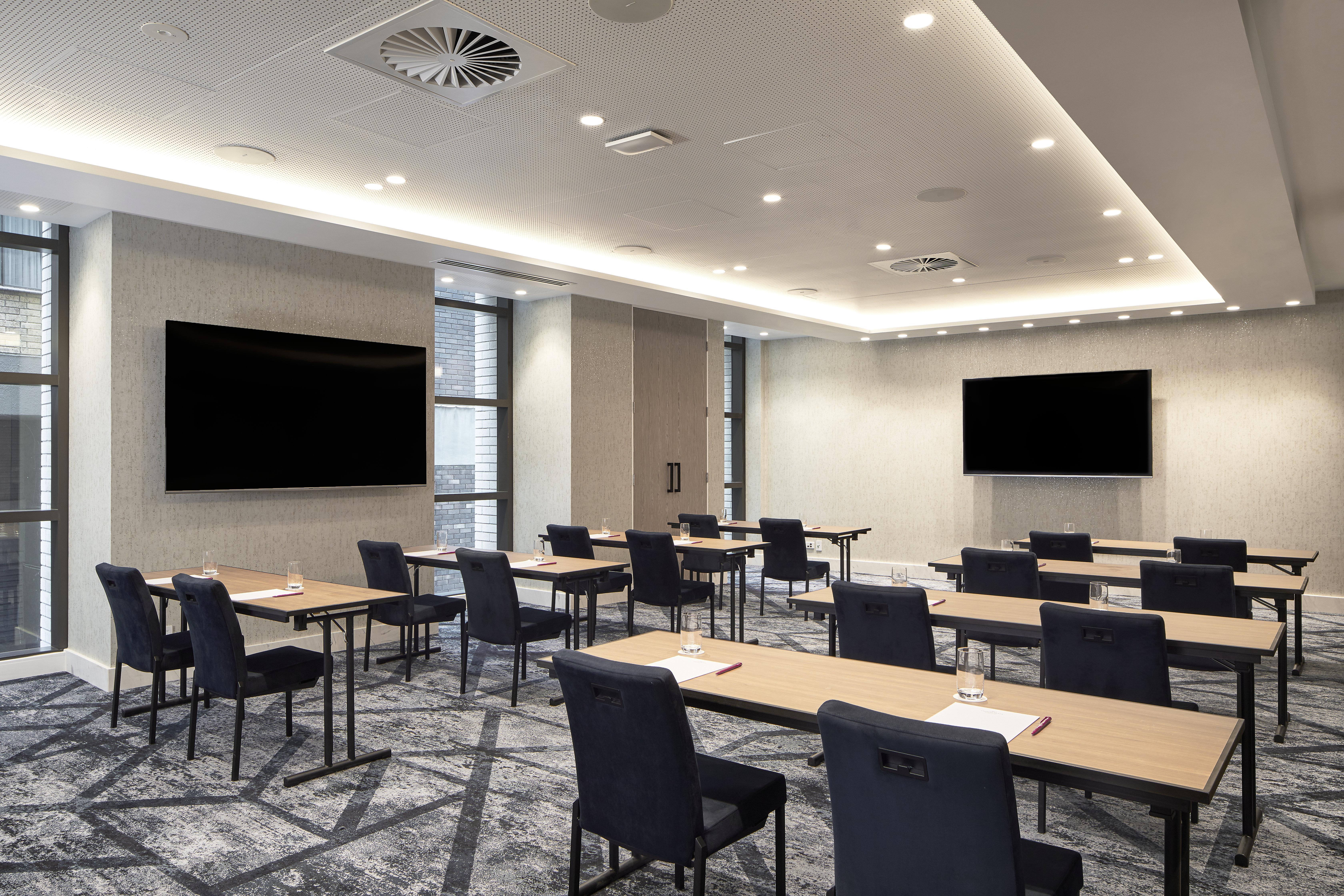 Crowne Plaza Darling Harbour By Ihg 4*