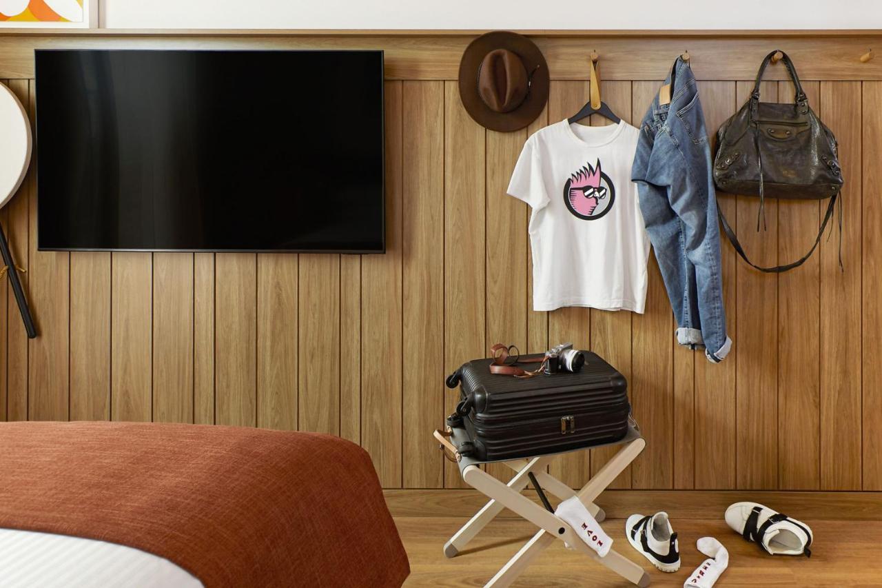 Moxy Airport Hotel Sydney
