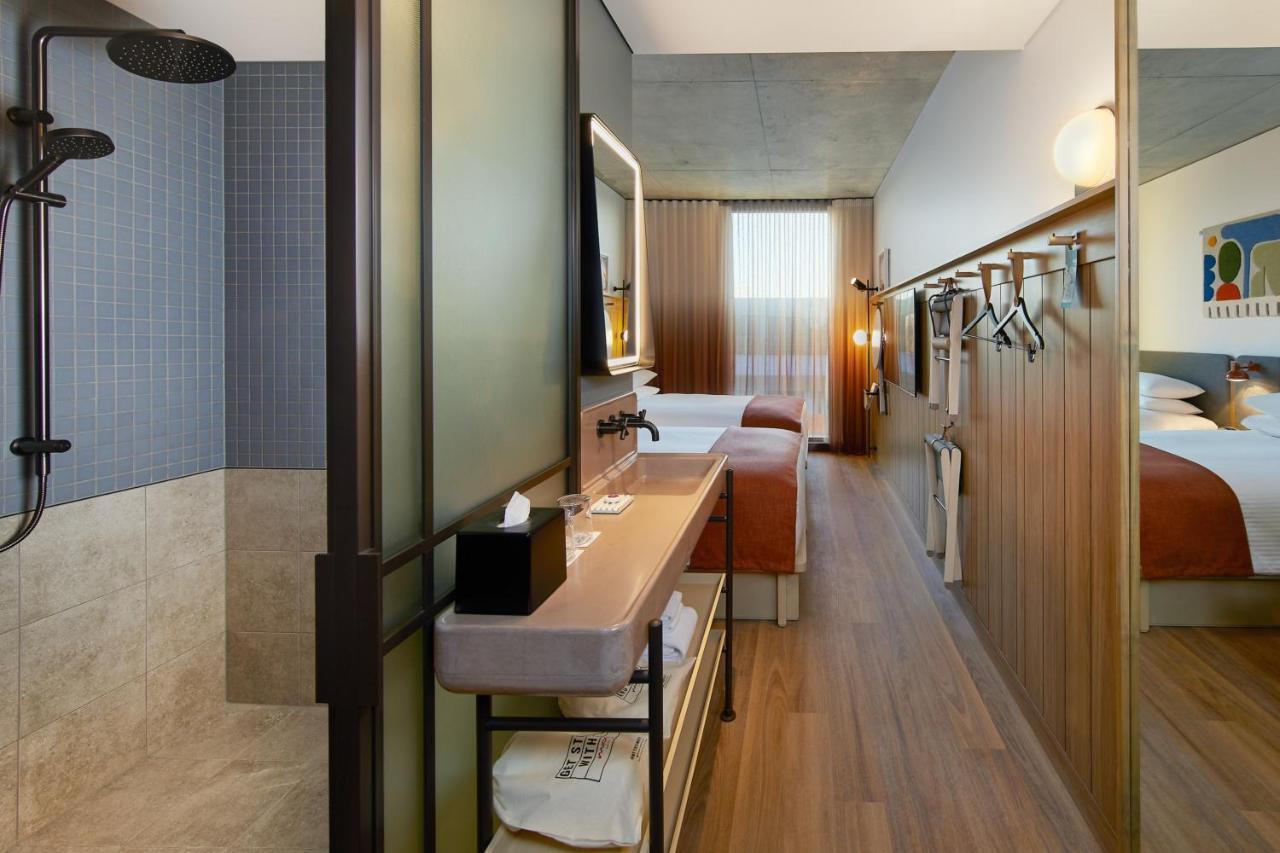 Hotel Moxy Airport Sydney