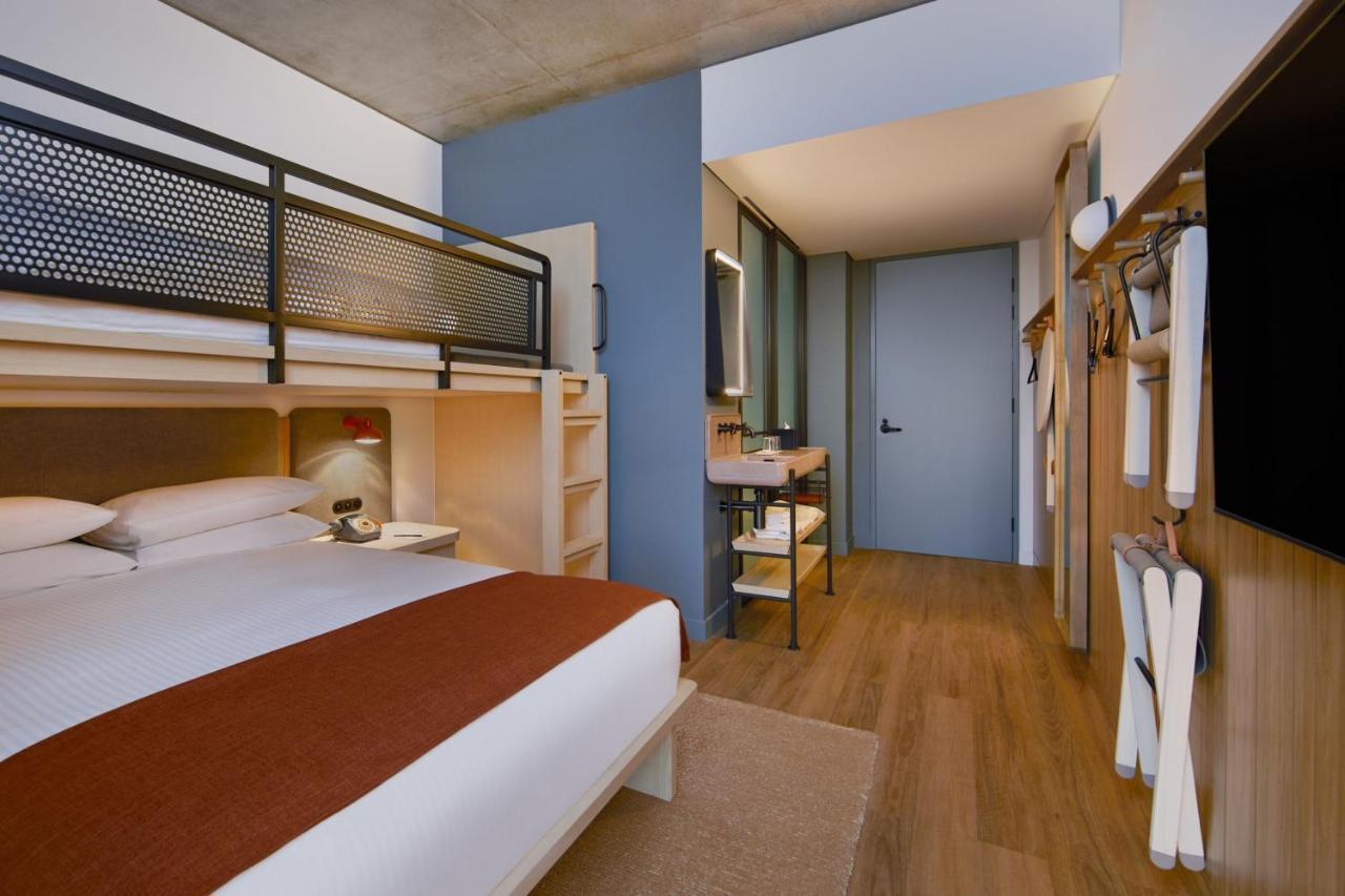Moxy Airport 4* Sydney
