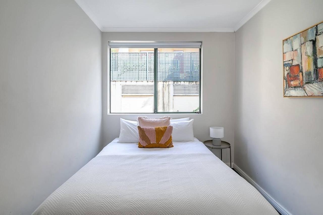Glenmore Court - Spacious And By The Harbour Holiday home *
