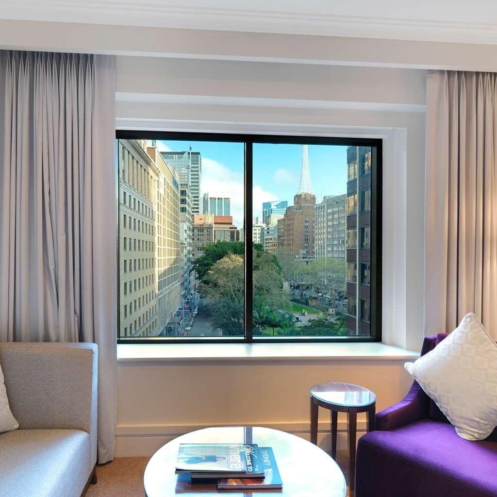 Amora Jamison Hotel