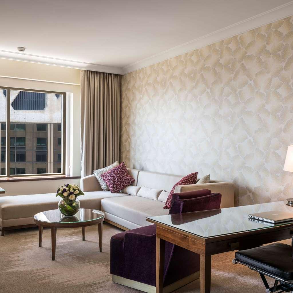 Amora Jamison Hotel 5*