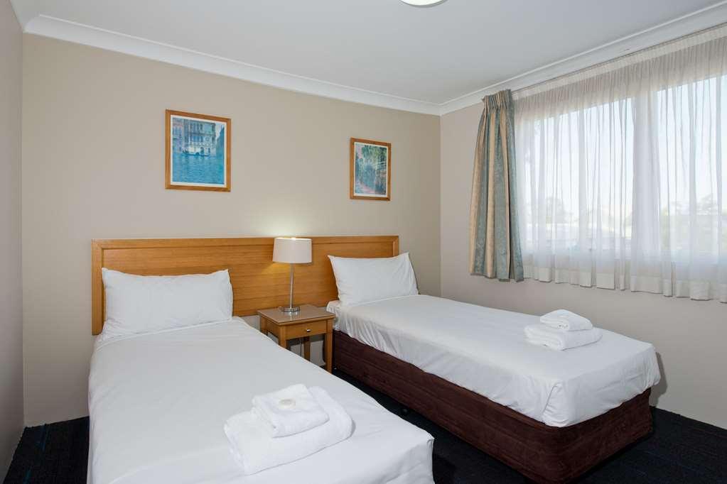 Apx Parramatta 4*