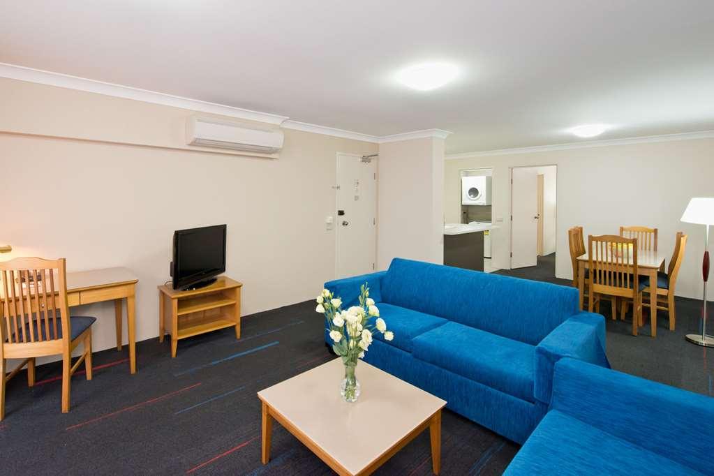 Apx Parramatta Aparthotel