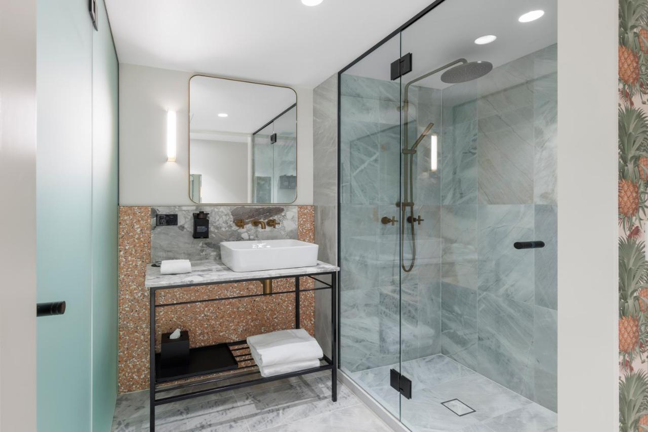 202 Elizabeth Hotel Sydney
