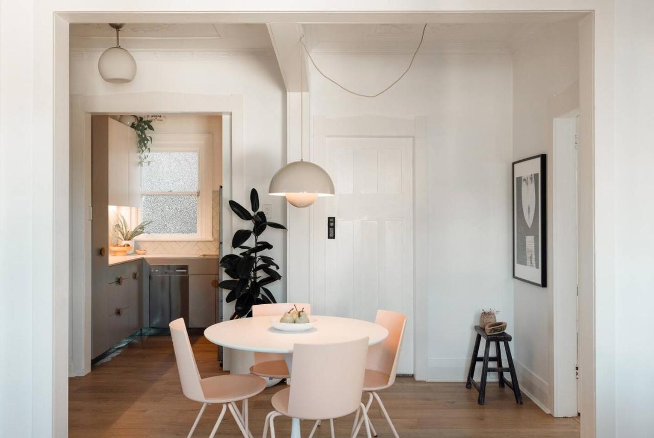 Poppy's Pad - A Designer Mid Century Manly Getaway