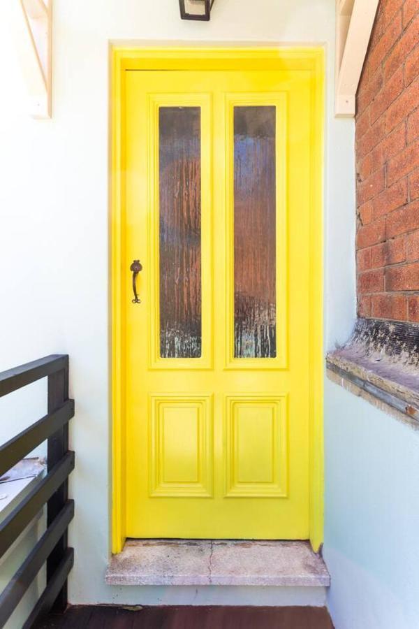 Eclectic Artist Escape In The Heart Of Enmore