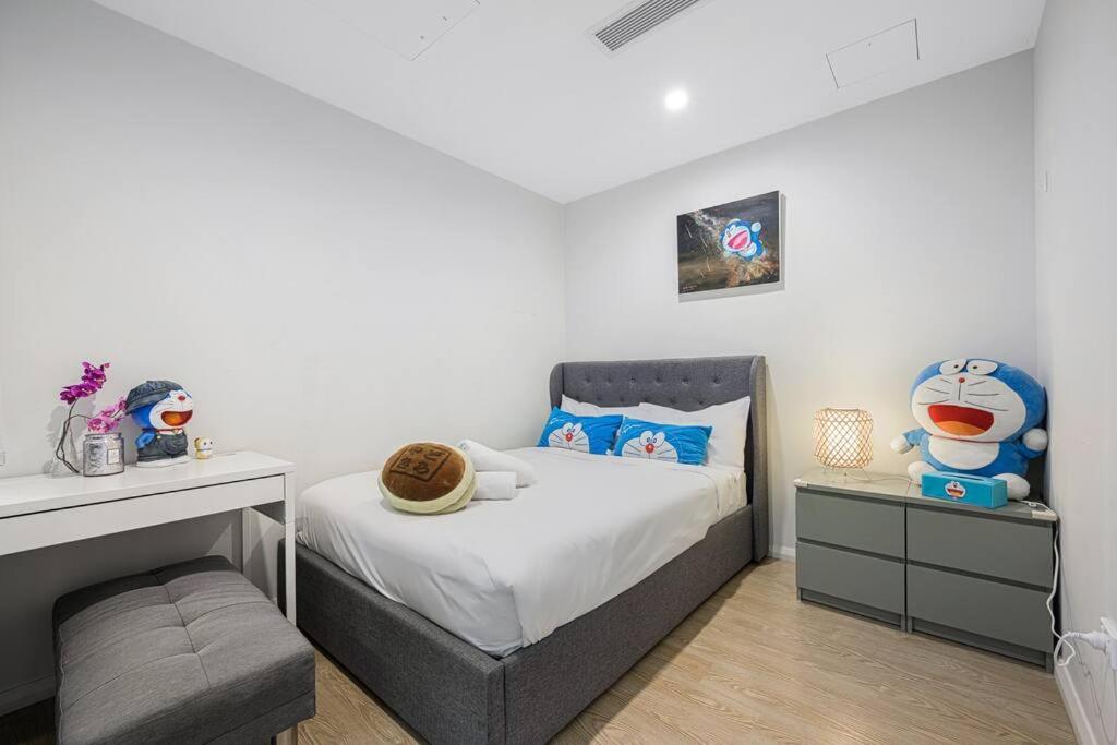 Doraemon : Loving Childhood Memories. Sydney