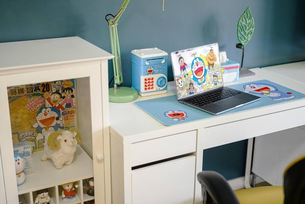 Doraemon : Loving Childhood Memories. Apartment Sydney