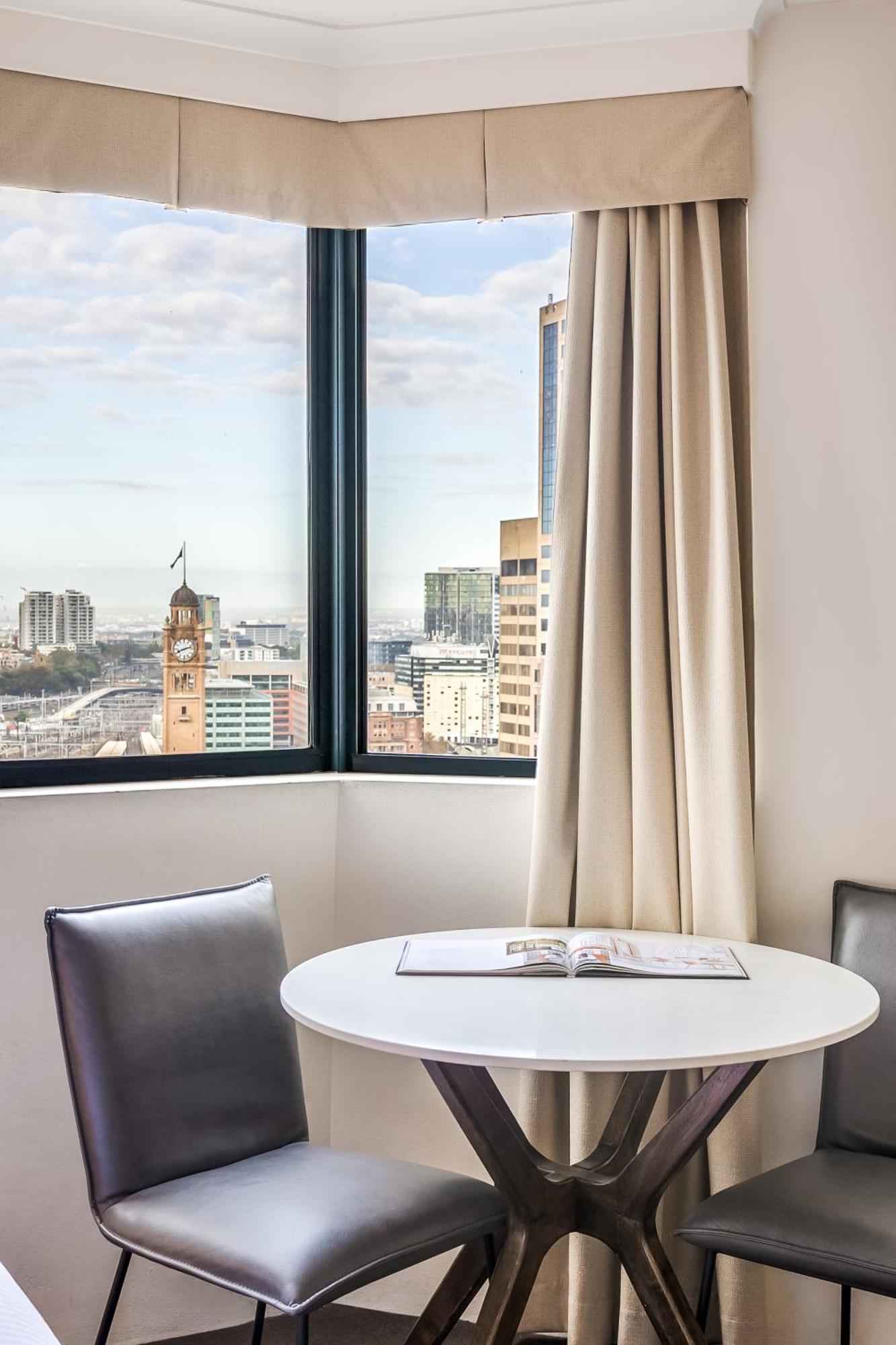 Aparthotel Oaks Castlereagh Sydney