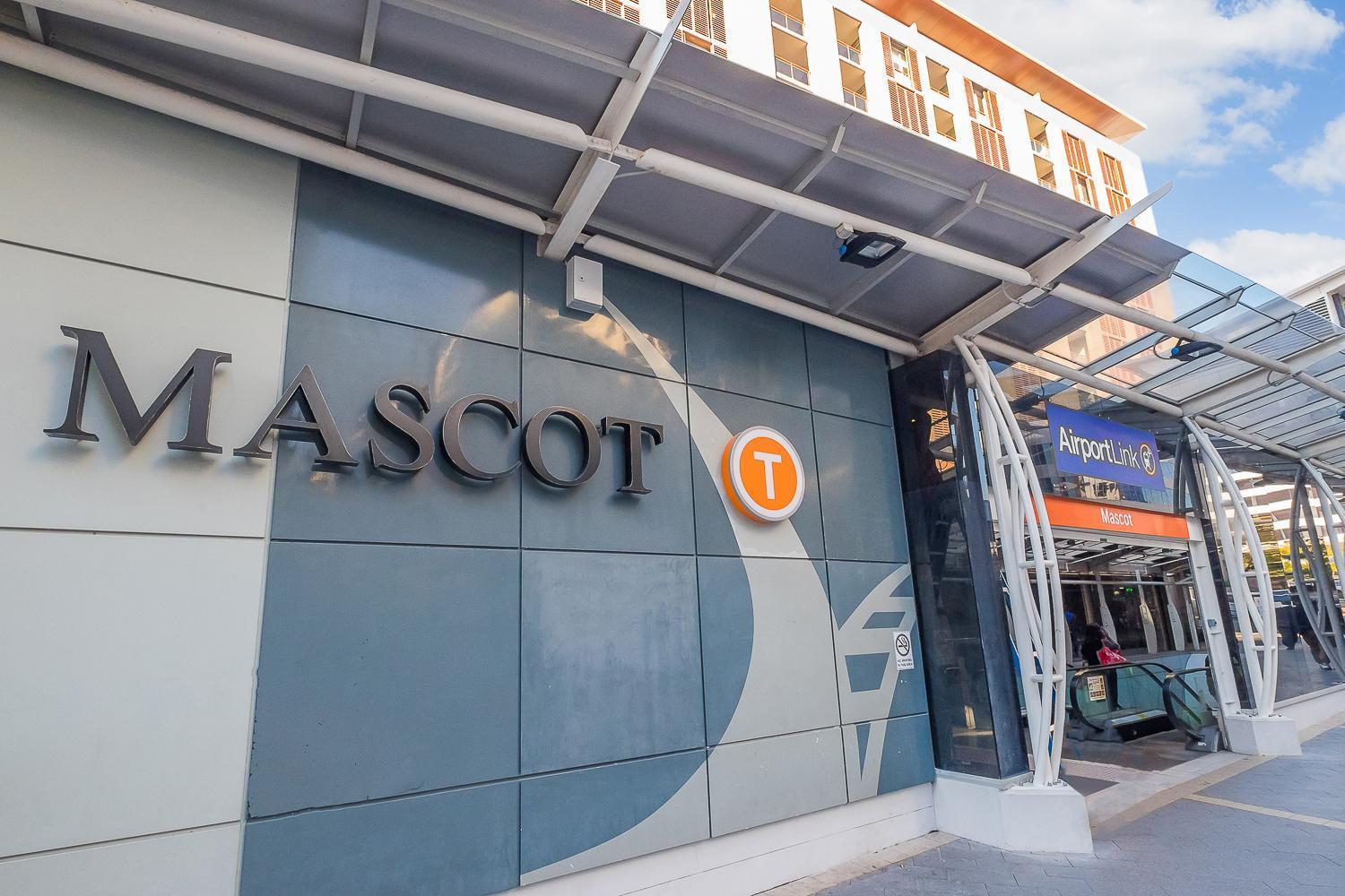 Kozyguru Mascot 2 Bed Free Parking Nma103