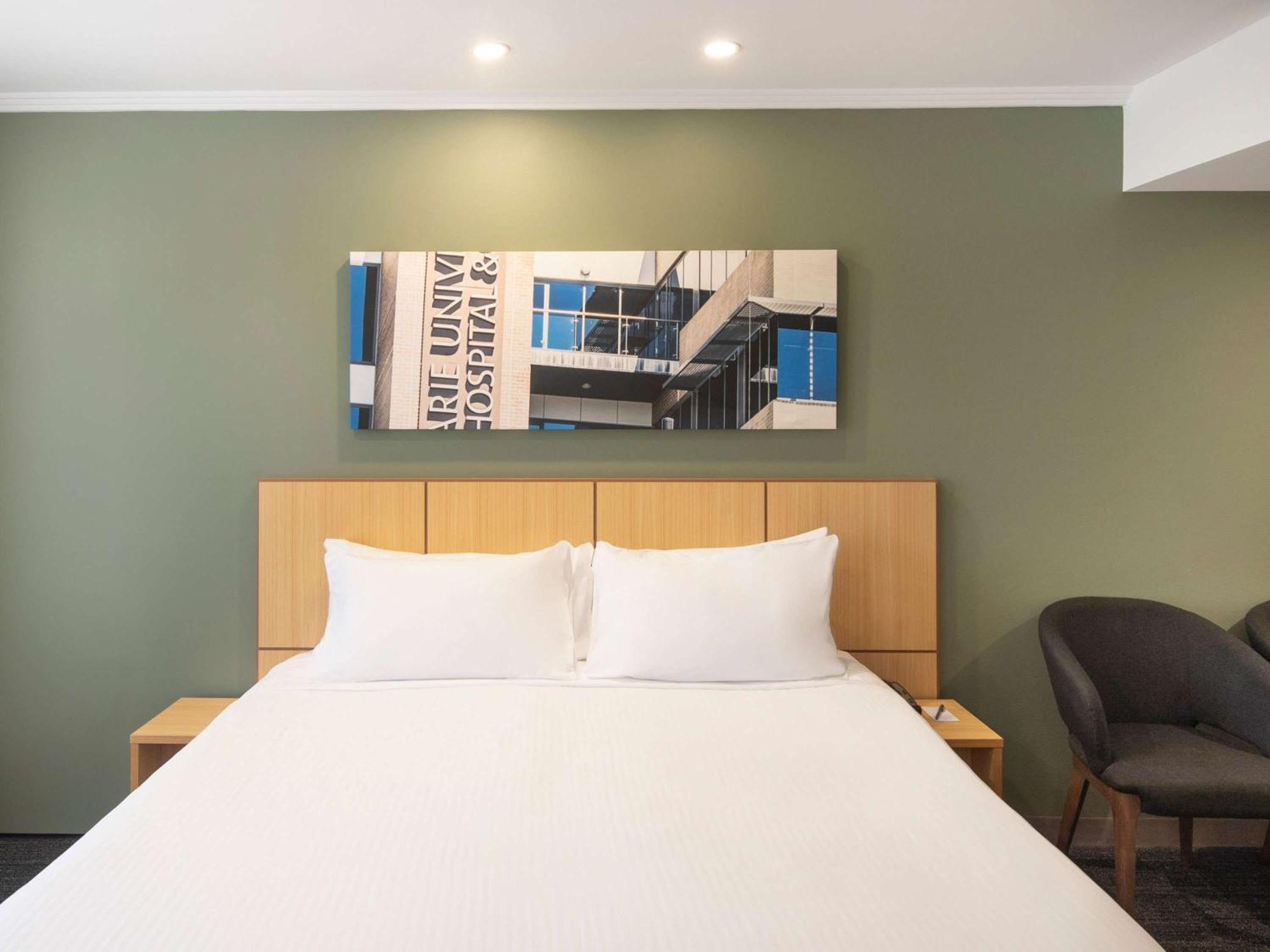 Mercure Macquarie Park 4*