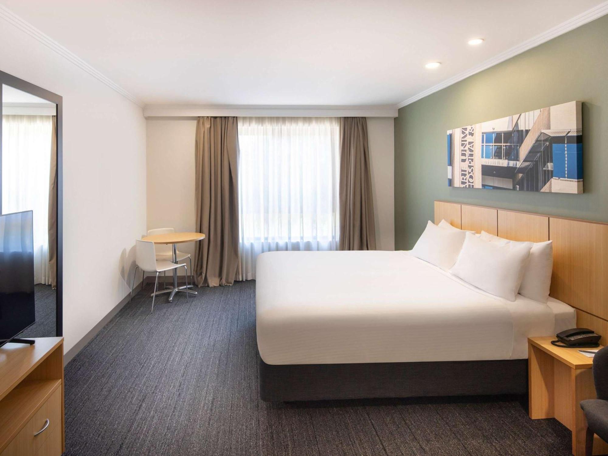 Mercure Macquarie Park 4* Sydney
