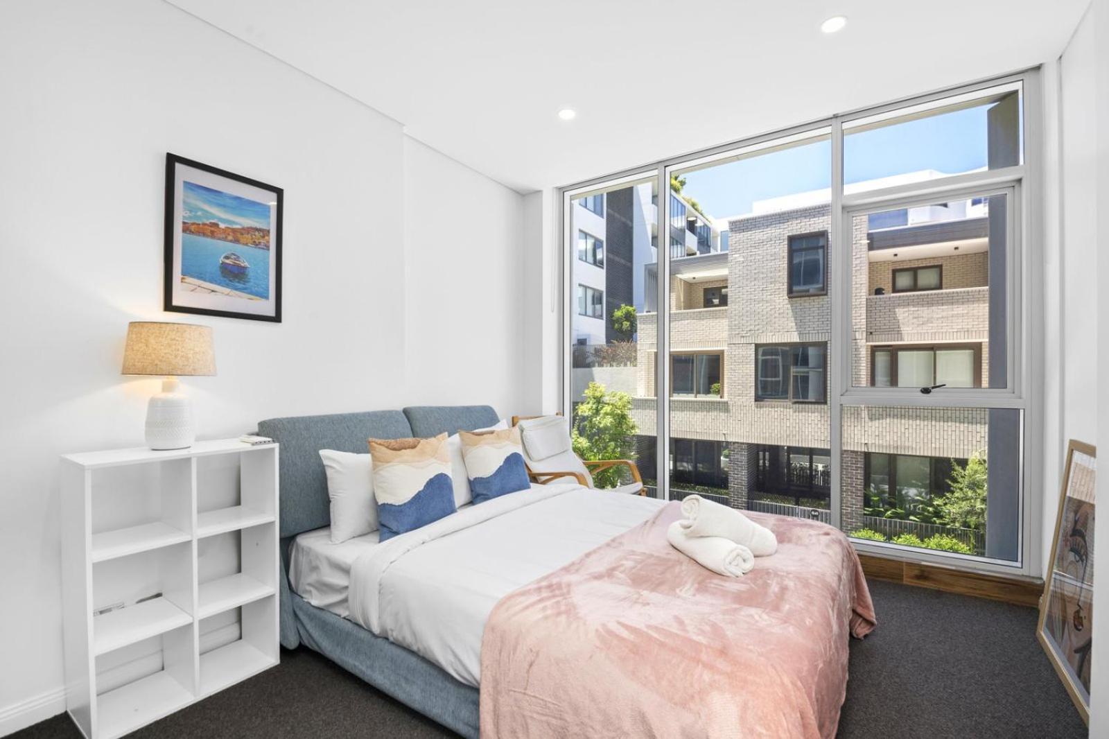 Zetland Delight 2-bedroom Haven With Pool & Gym Apartment Sydney