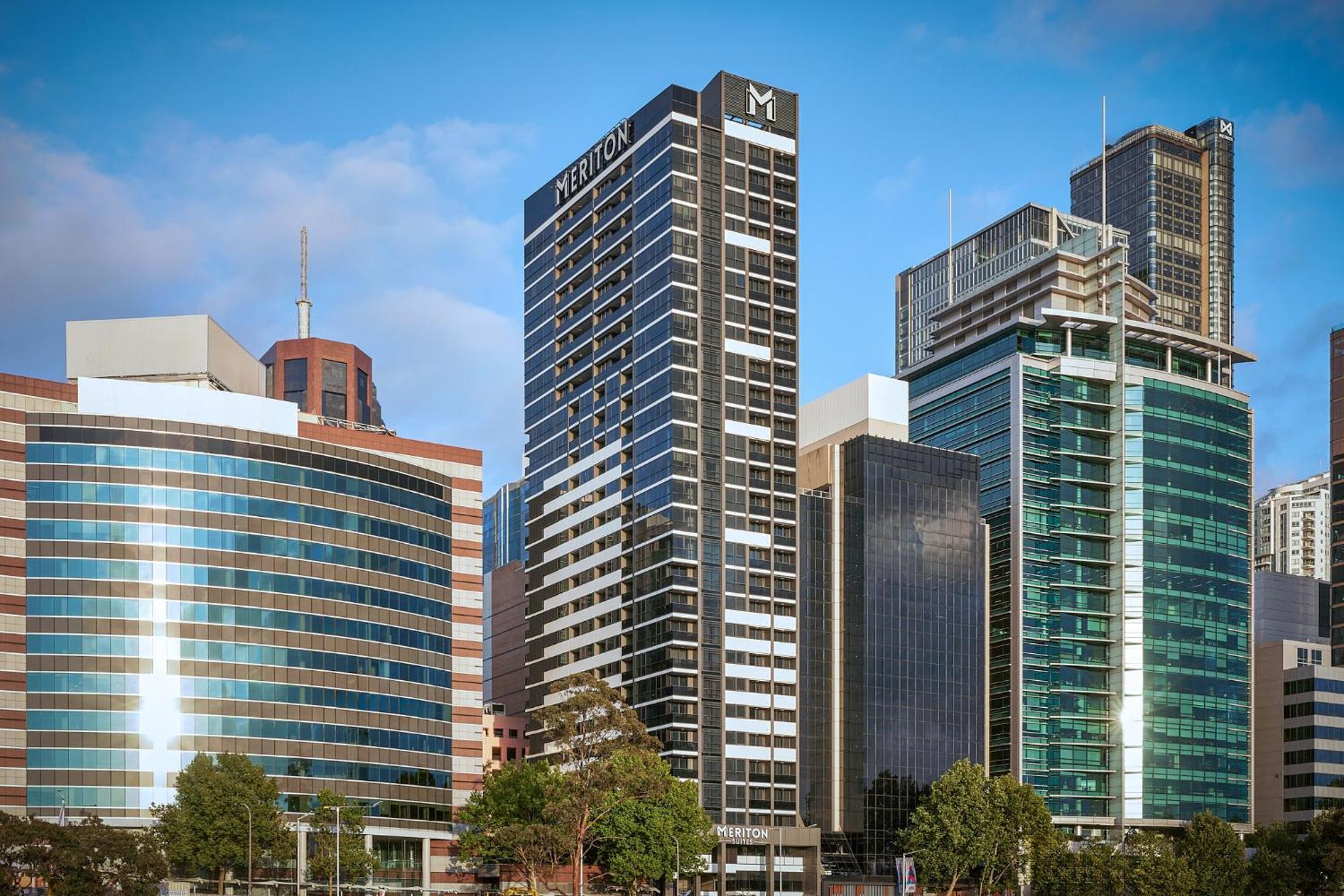 Hotel Meriton North 5*