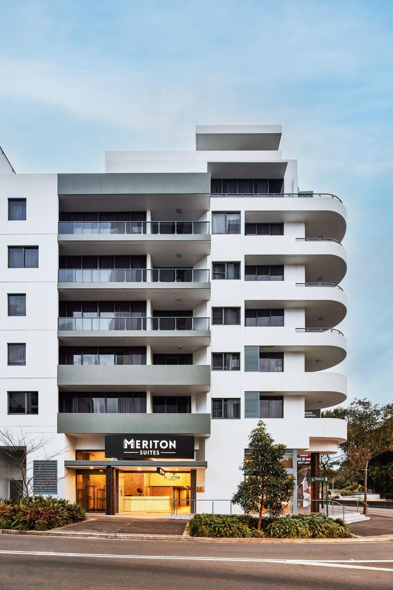 Hotel Meriton Waterloo Sydney