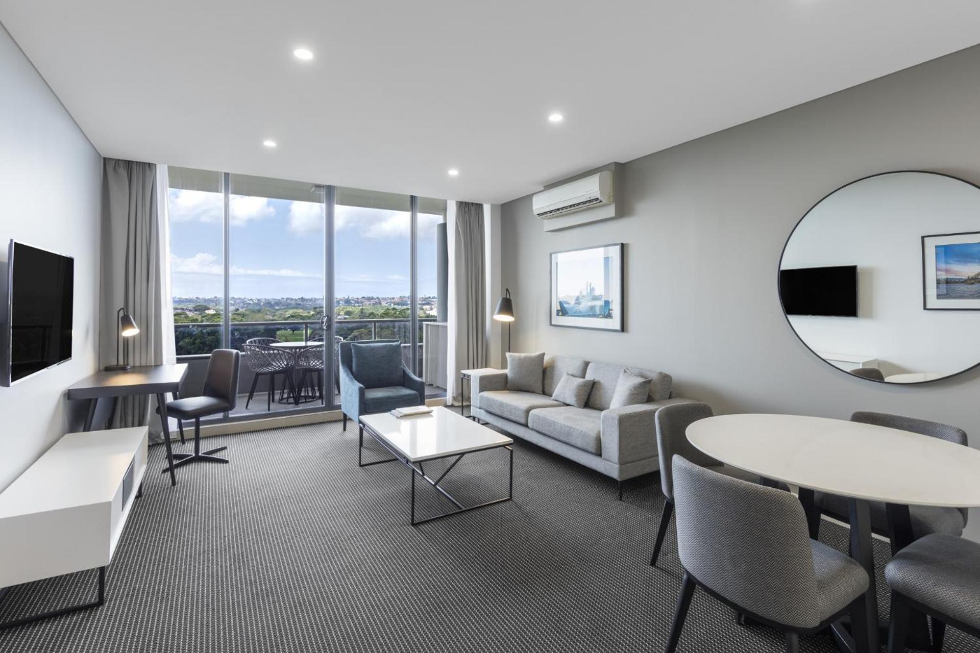 Meriton Waterloo 5* Sydney