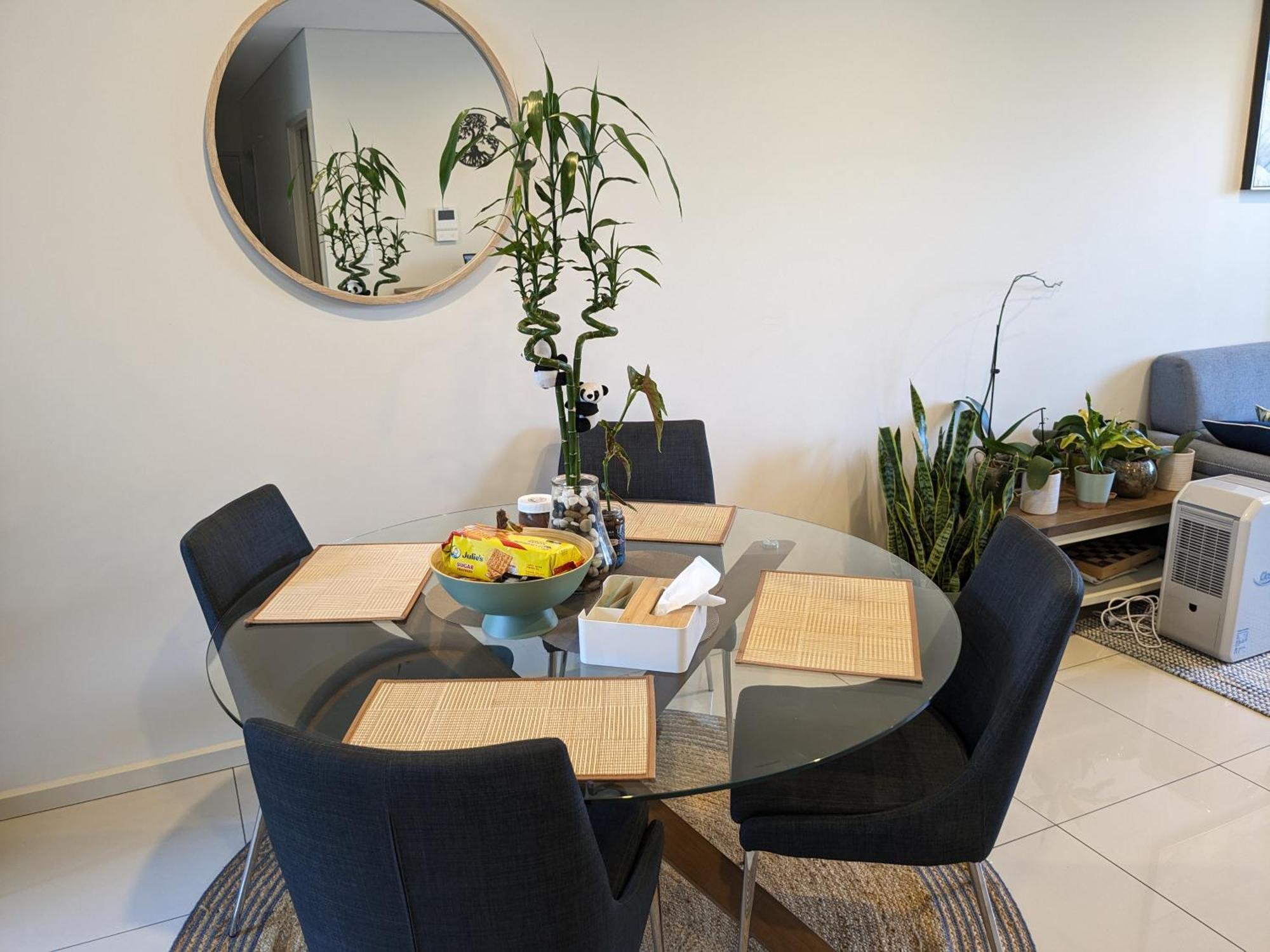 Homestay Shared Bright And Cozy In Parramatta Cbd - Close To Everything