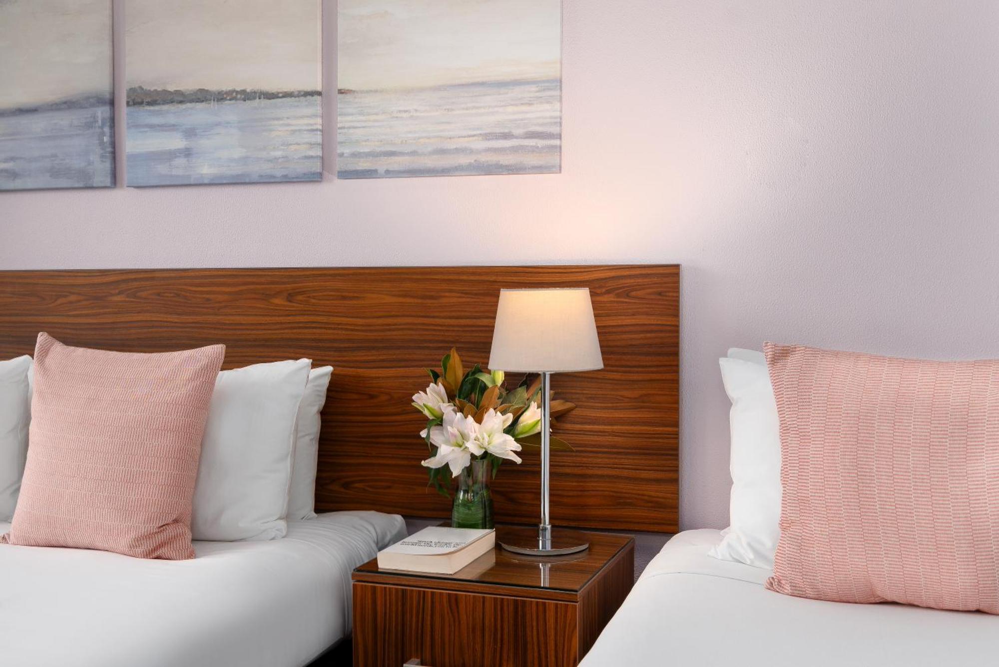 Park Regis Centre 3*