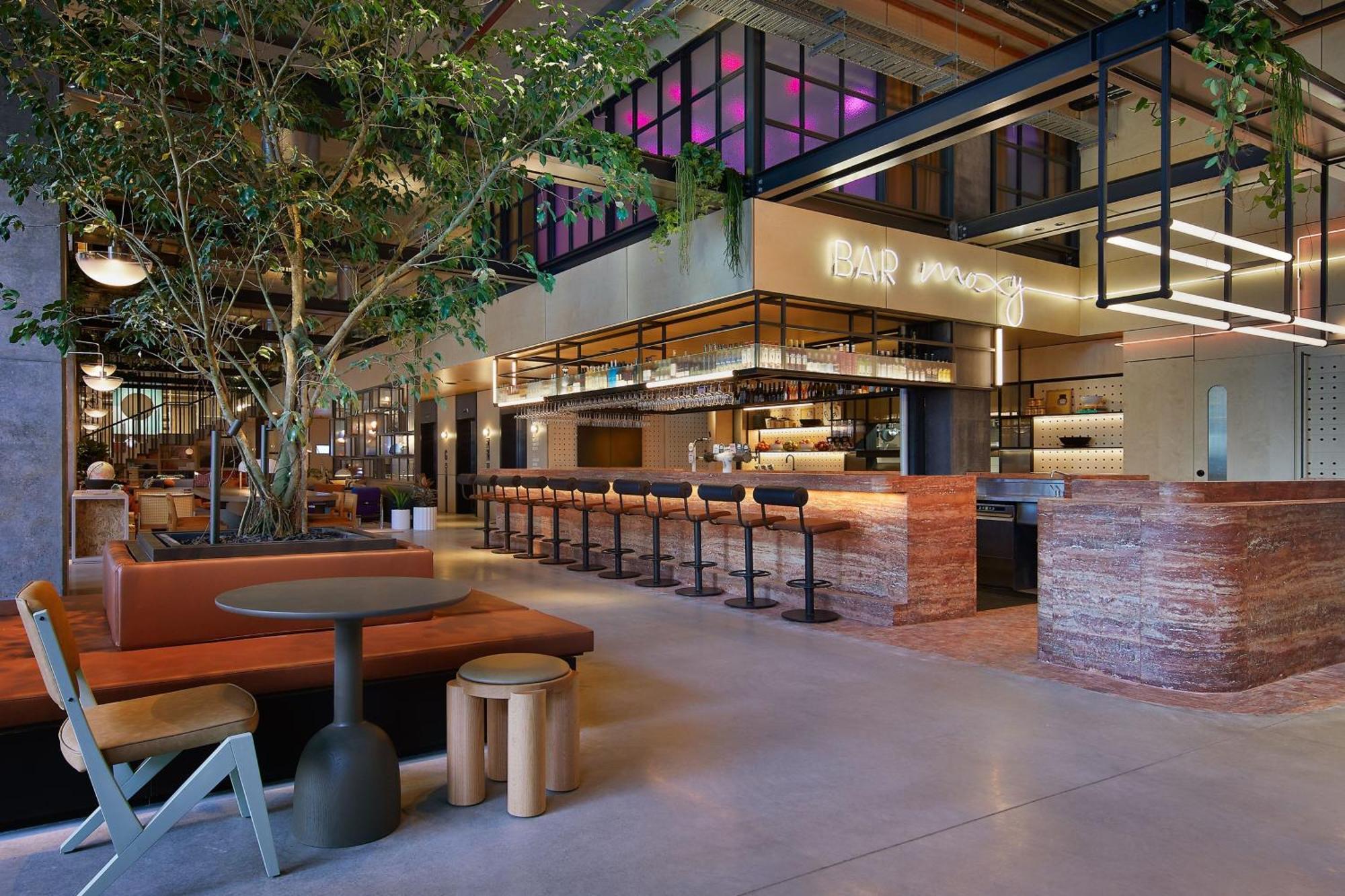 Moxy Airport Hotel Sydney