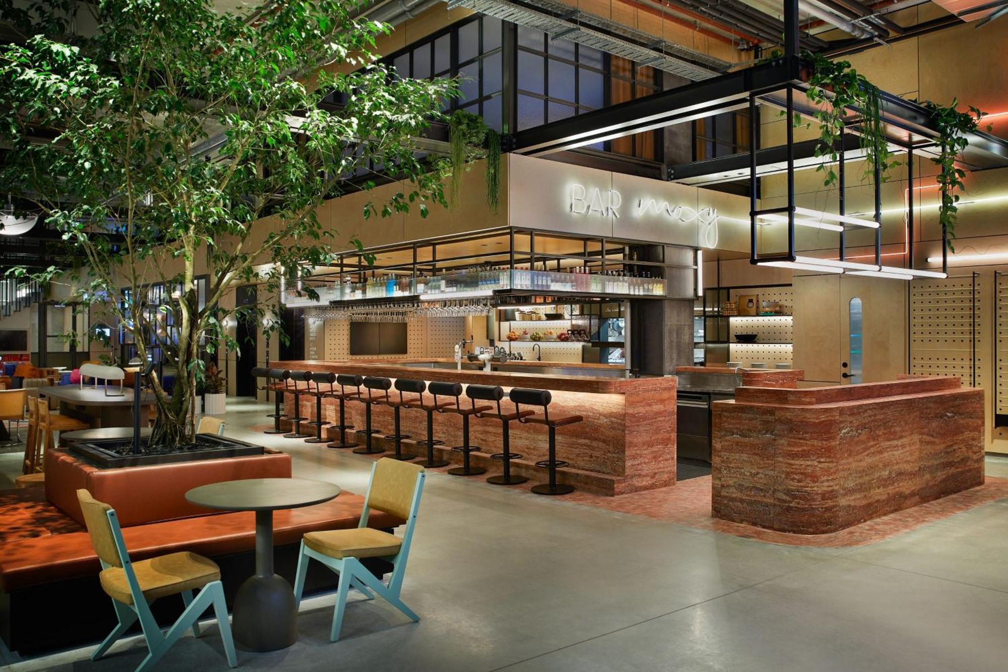 Hotel Moxy Airport