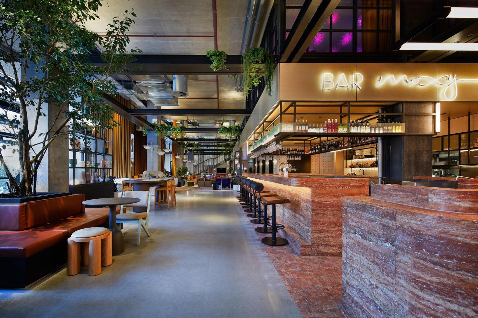 Moxy Airport Hotel Sydney