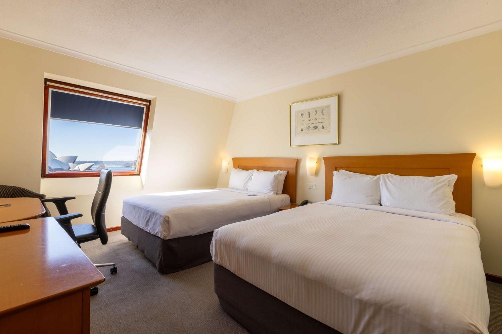 Harbour Hotel 4*