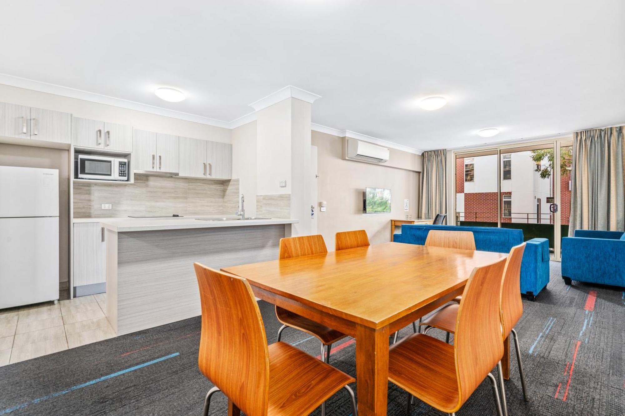 Apx Parramatta Aparthotel Sydney