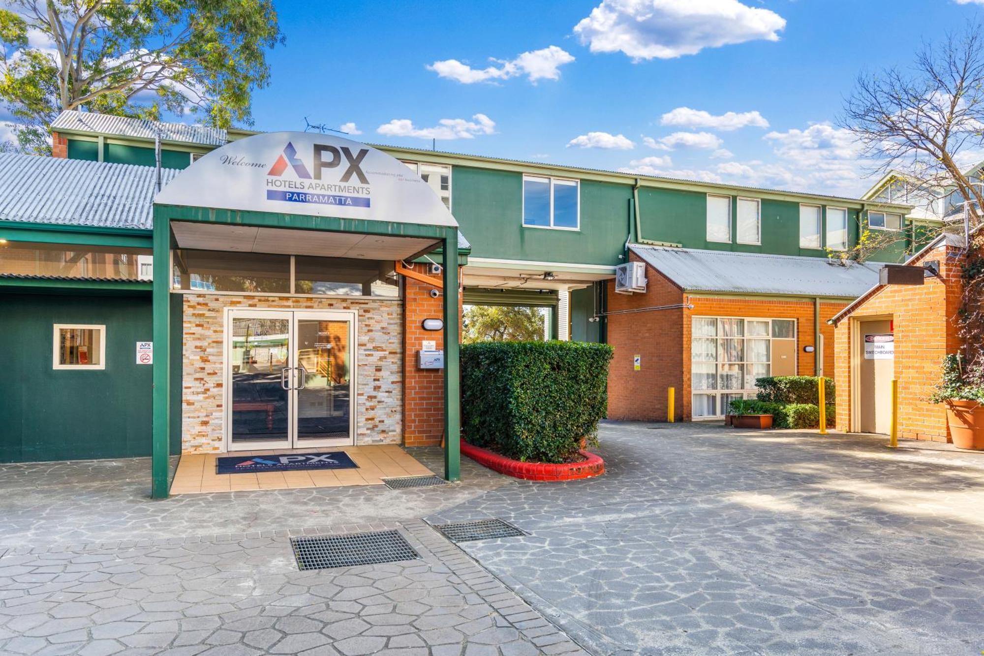 Aparthotel Apx Parramatta 4*