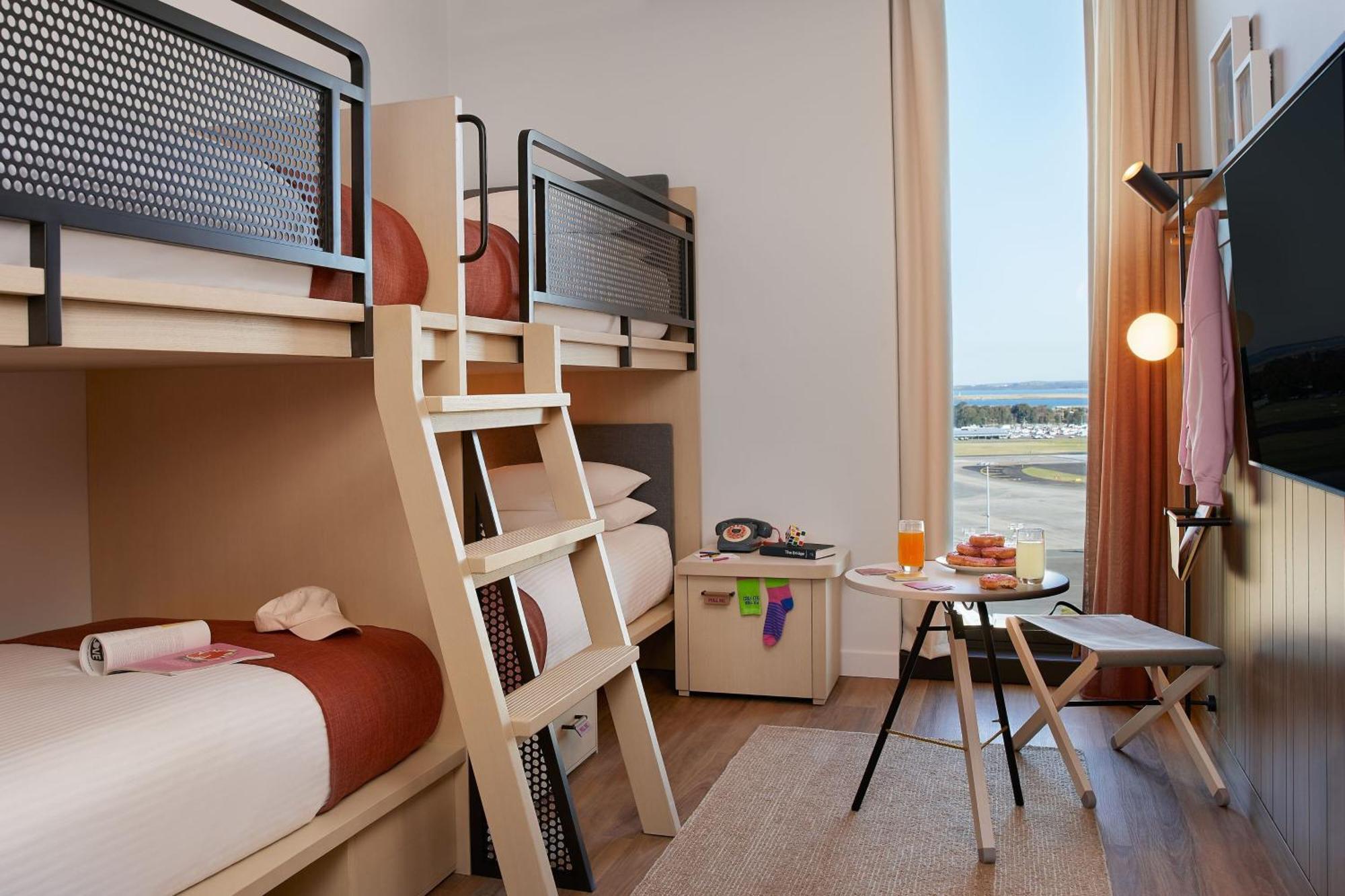 Moxy Airport 4* Sydney