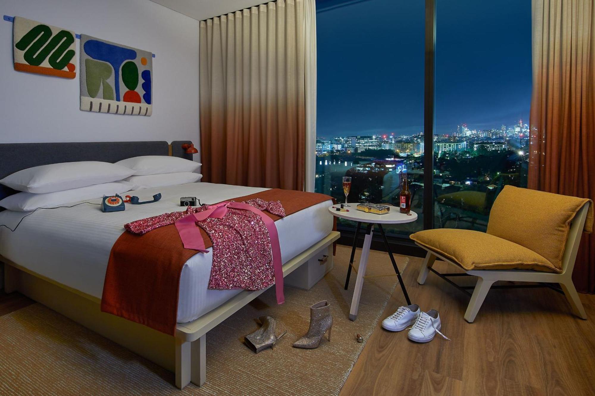 Moxy Airport 4*