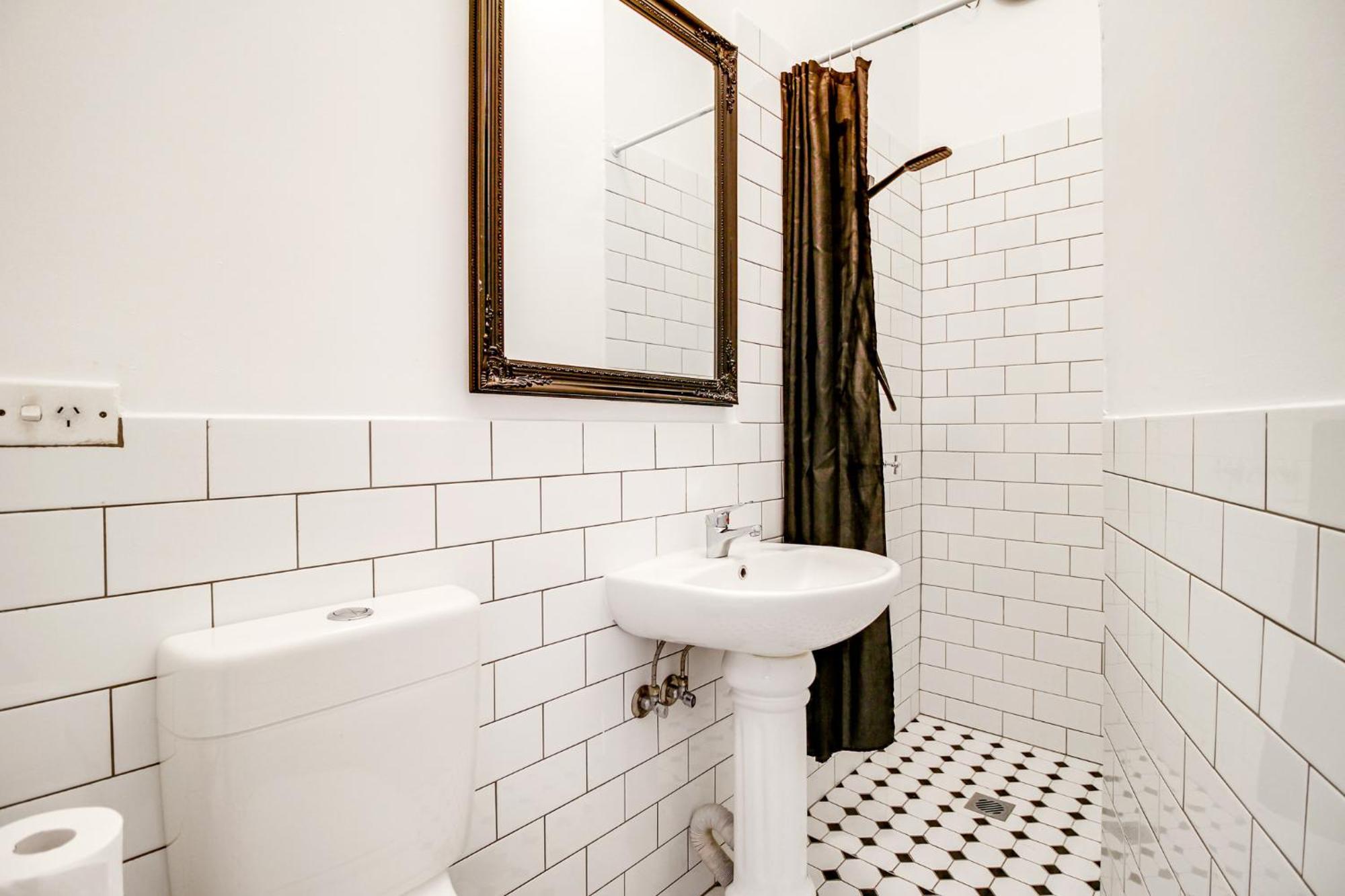 Hotel Venus By The Harbour Budget Sydney