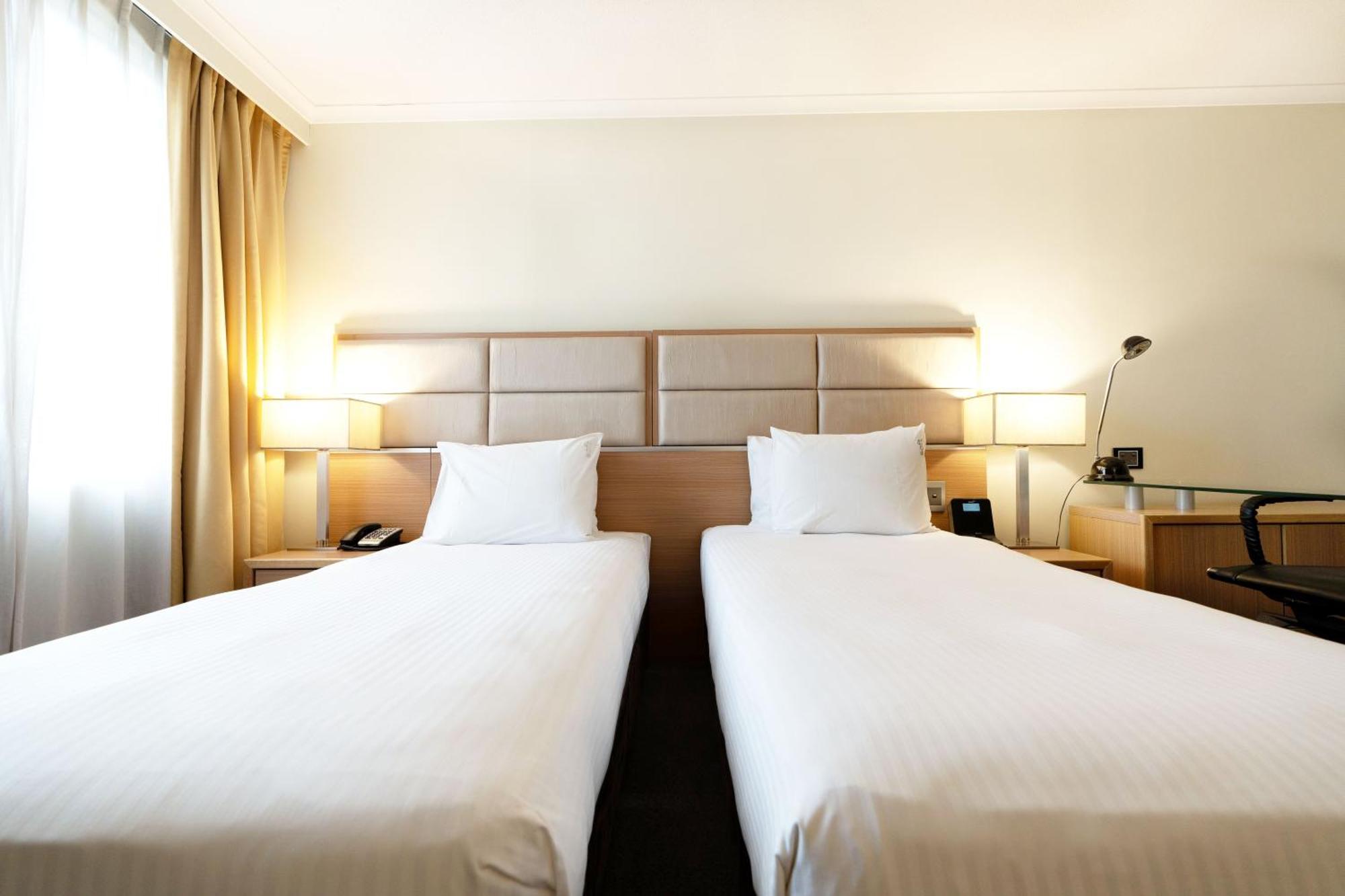 Hotel Parramatta By Ihg 4*