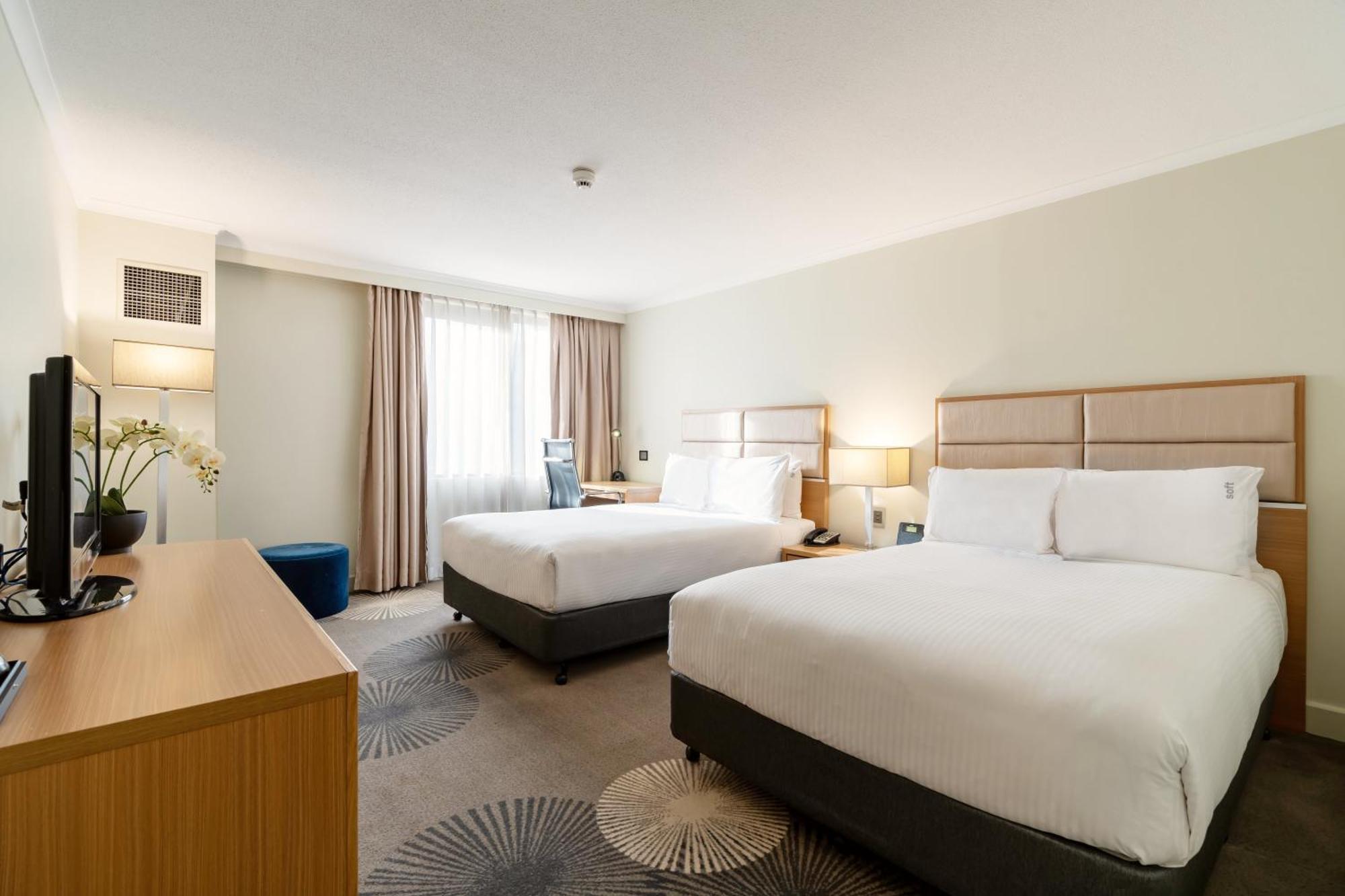 Hotel Parramatta By Ihg 4*