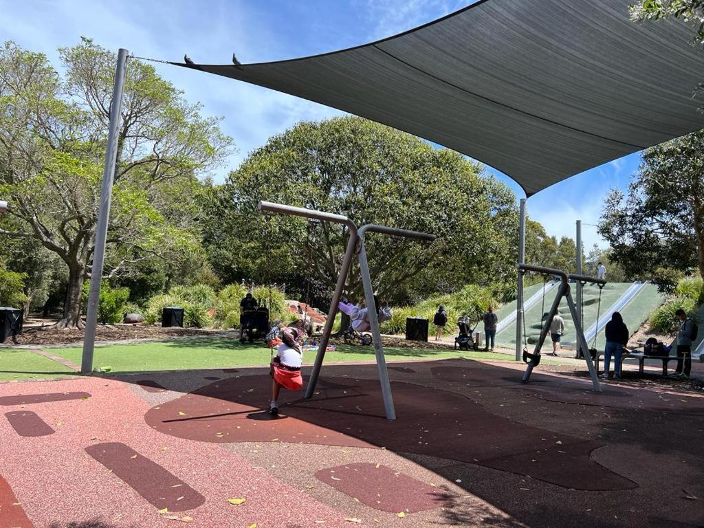 Premium Large With View To The Park * Sydney