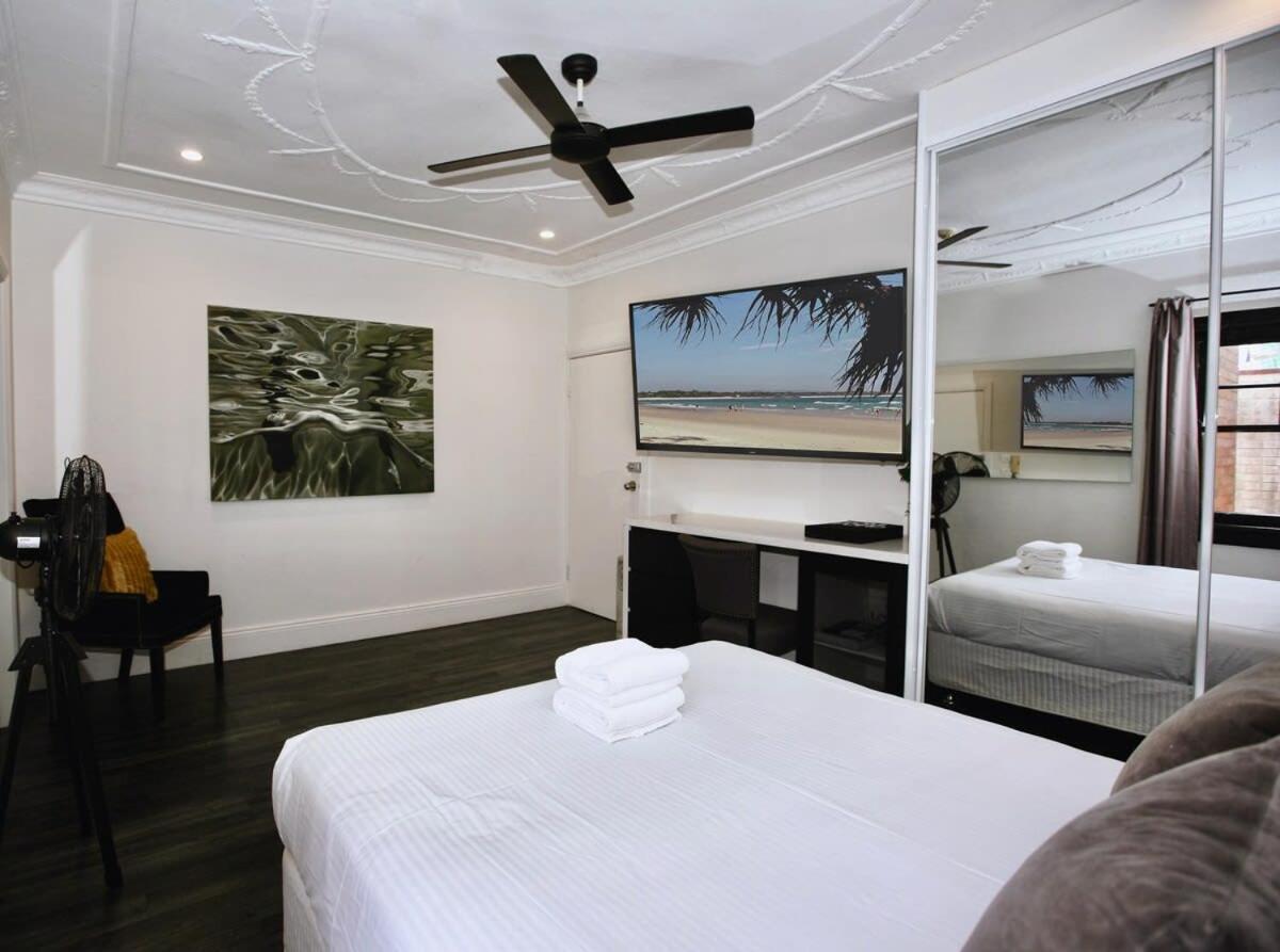 Lux & Quiet In, Potts Point Apartment *