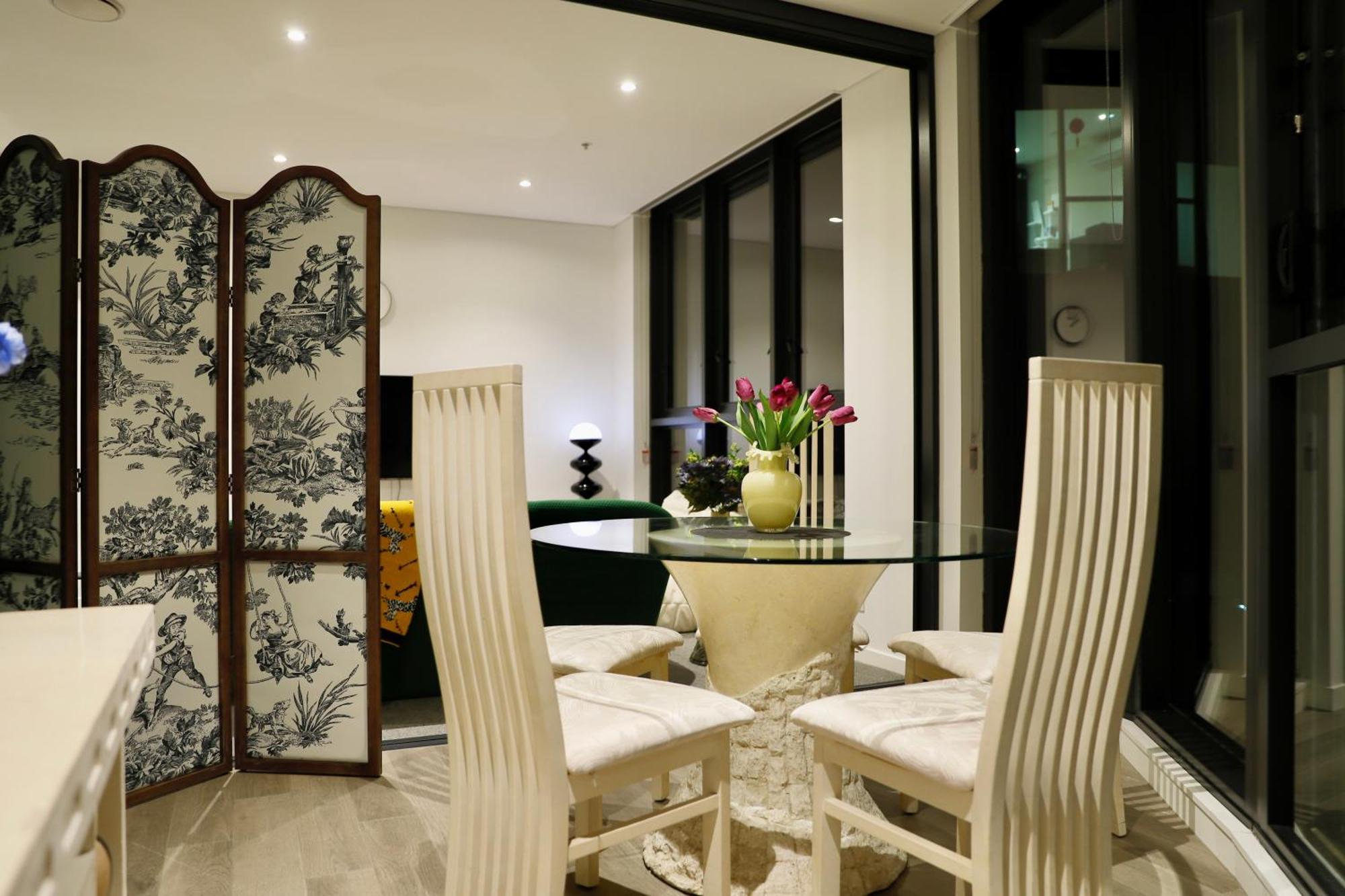 Lumiere Waterside Oasis - Views, Parking, Ease Apartment Sydney