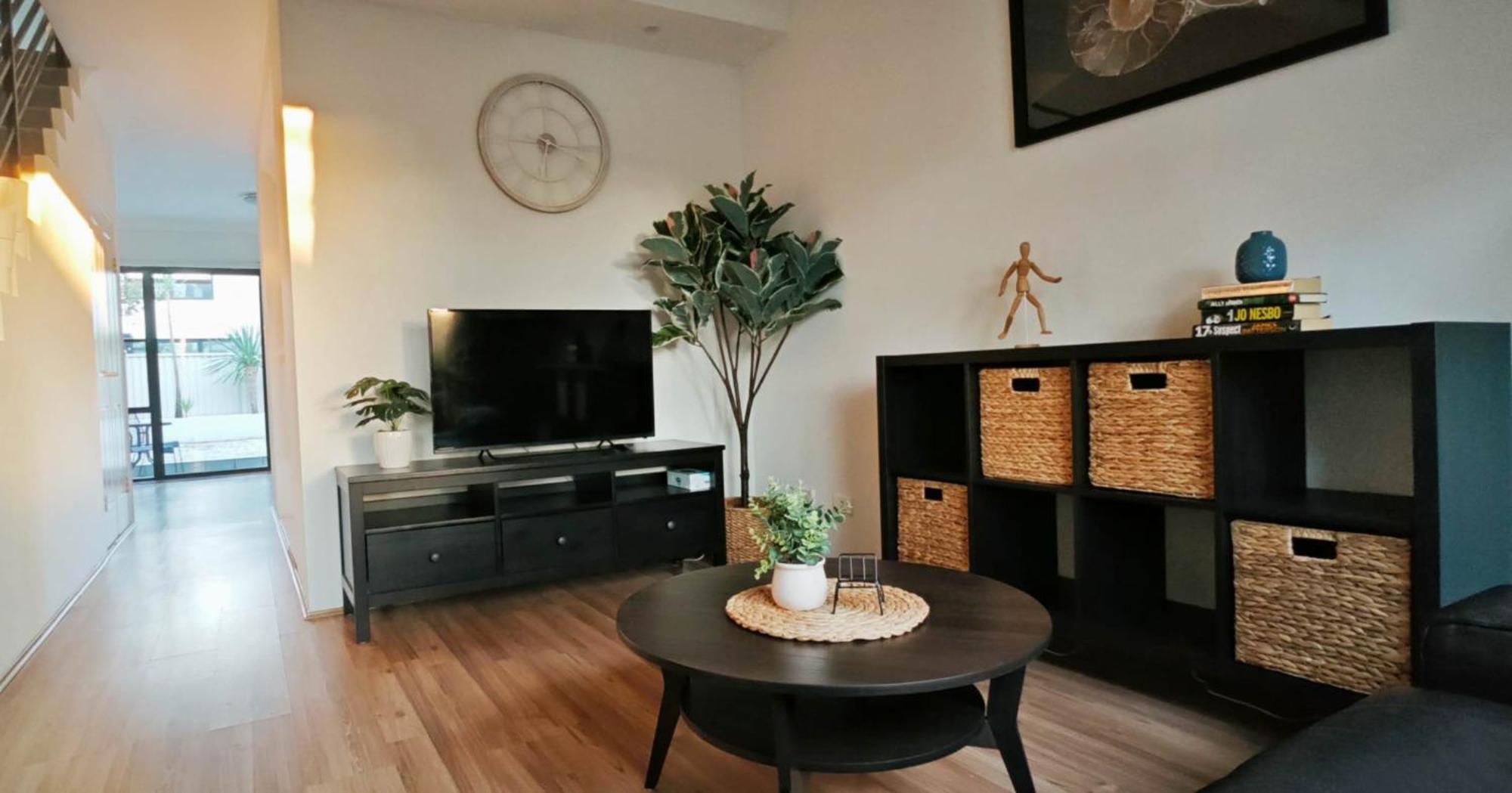 Villa Brand New Furniture And Appliances In Quiet Street