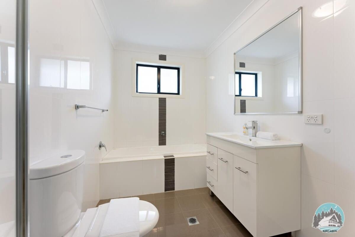 Holiday home Aircabin - Telopea - - 5 Beds Holiday House
