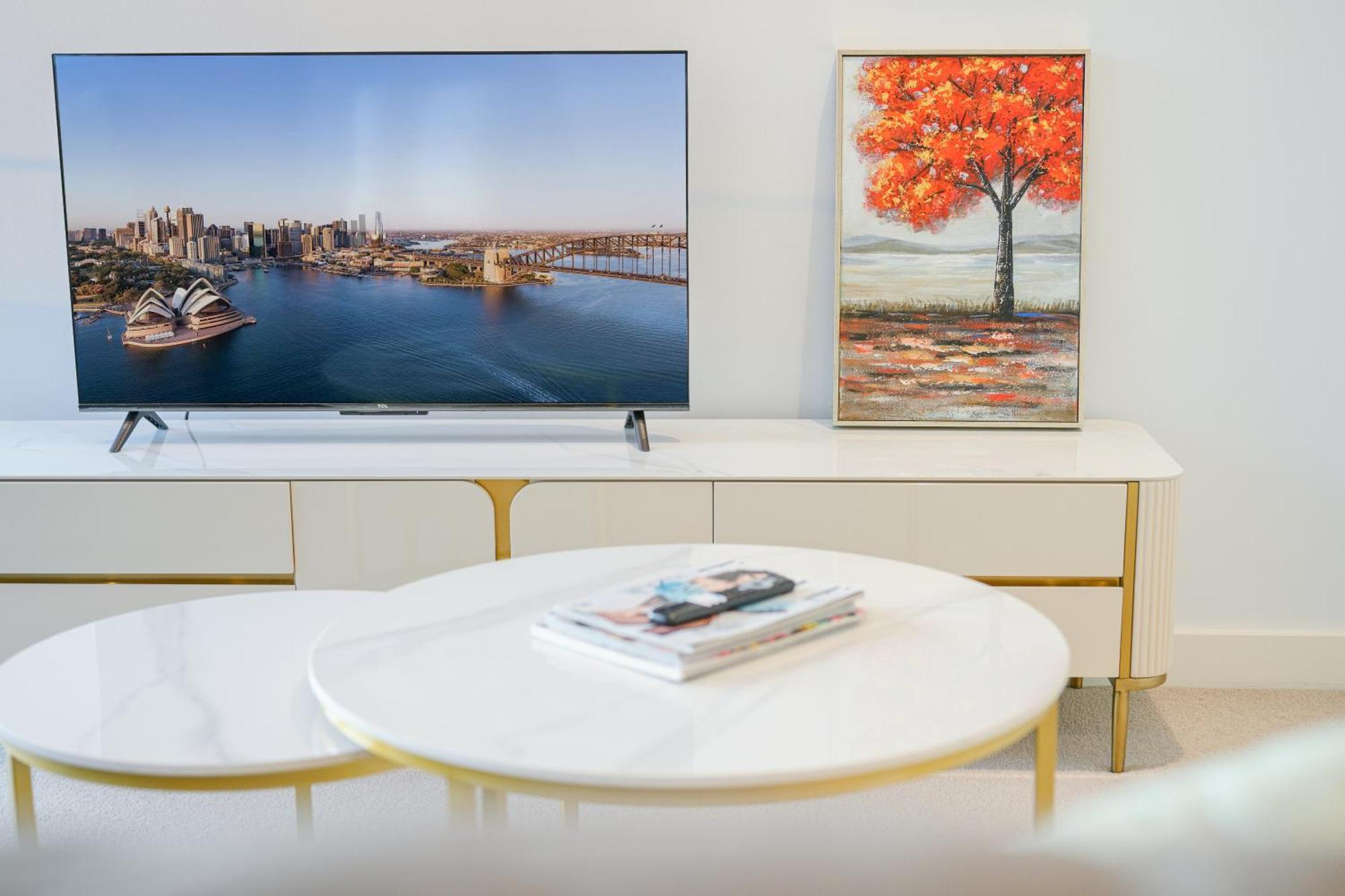 Apartment Mortlake Modern 2br Apt With Big Balcony & Parking Sydney