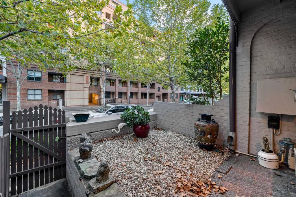 Holiday home Facilitated 4 Bedroom House & Icc&darling Harbour-8 Mins Walk