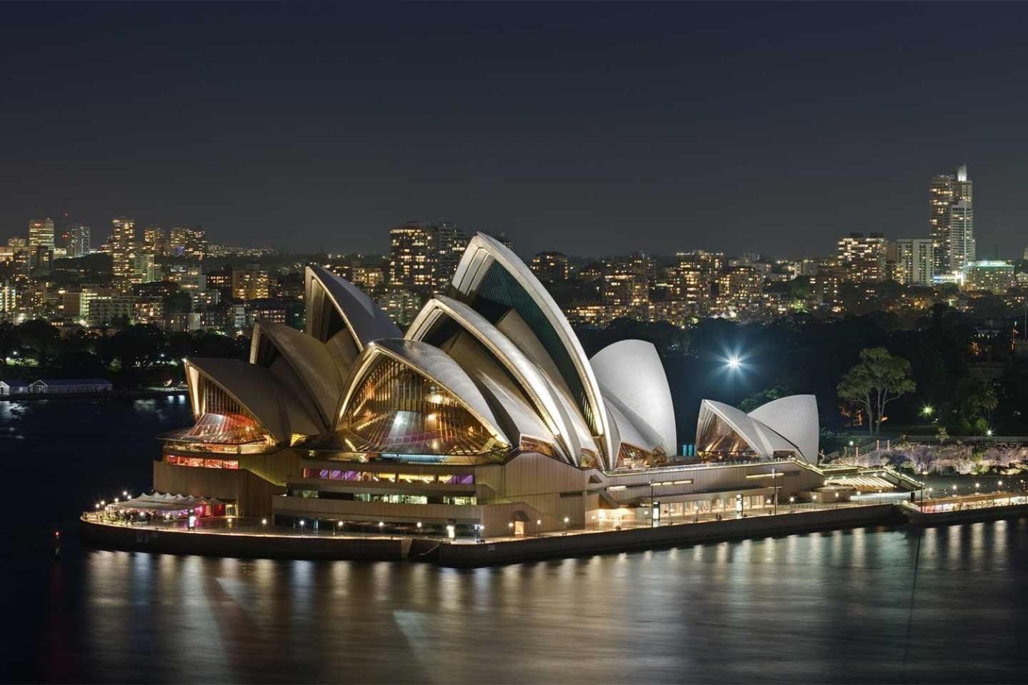 A Chic Right Next To Darling Harbour