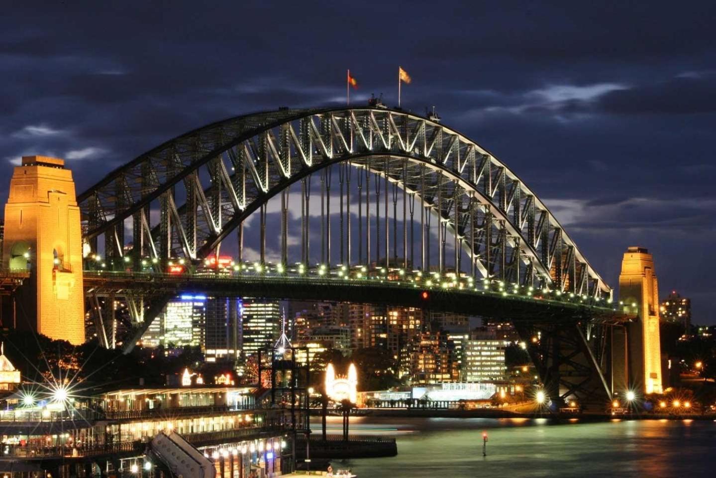A Chic Right Next To Darling Harbour *