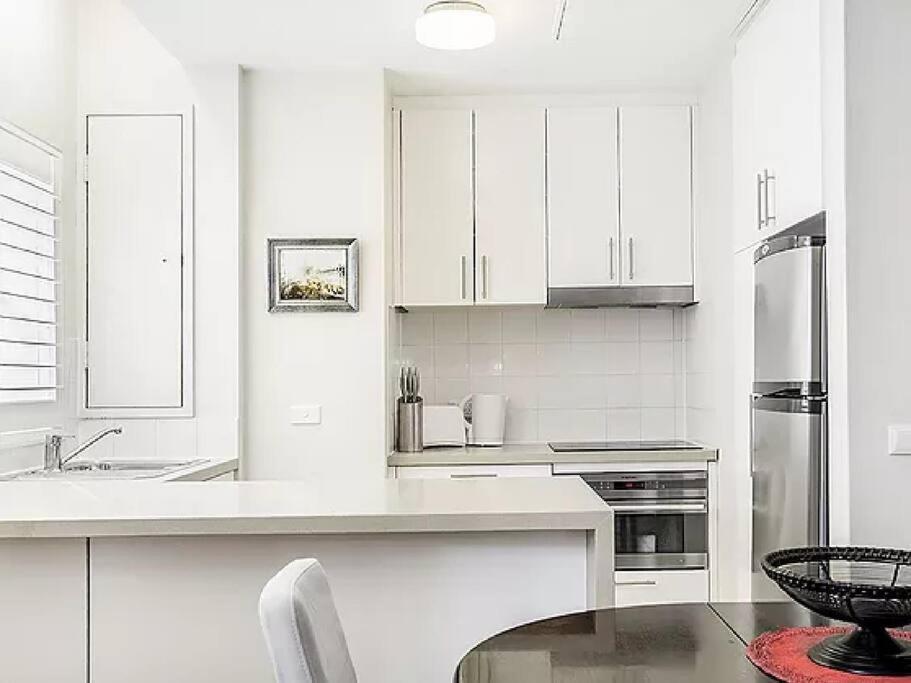 Inner 2 Bedroom Self Catering * Sydney