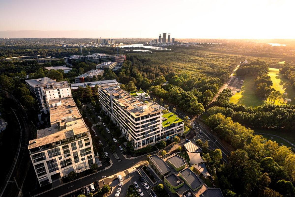 High-rise With Park View In Olympic Park Apartment