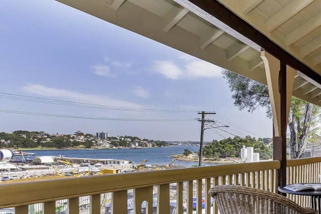 Apartment Waterfront - King New Rooftop Terrace #11a *