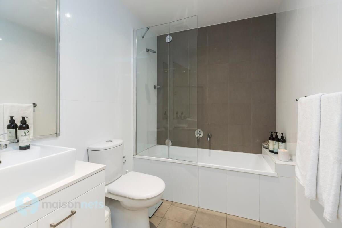 Redfern One Bedroom With Views Apartment
