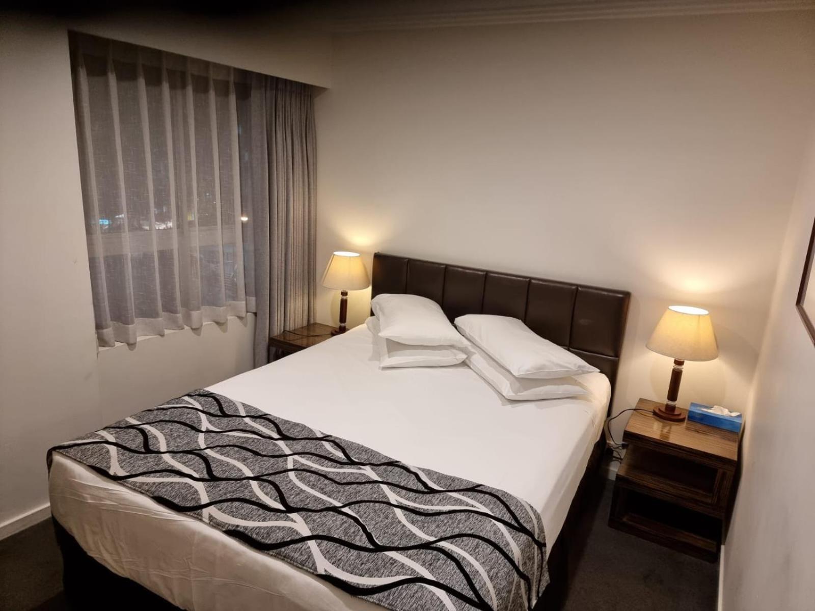 38 Harbour Street Aparthotel *